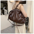 Flora Big Black Shoulder
