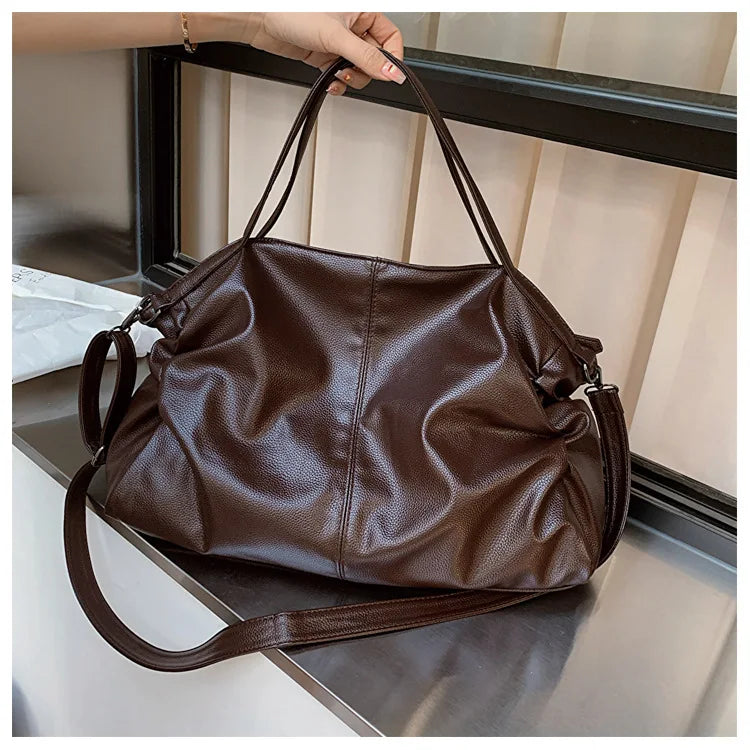 Flora Big Black Shoulder