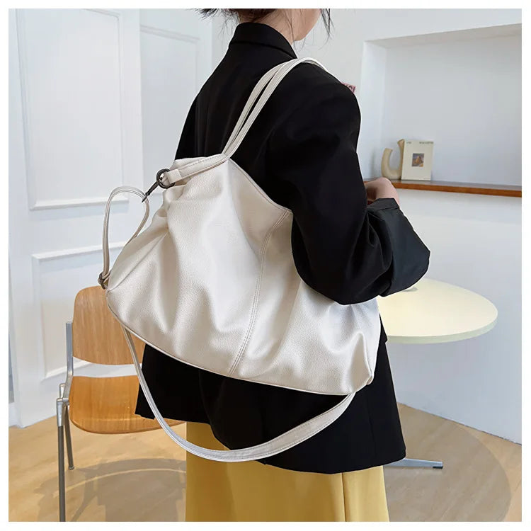 Flora Big Black Shoulder