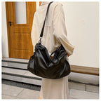 Flora Big Black Shoulder