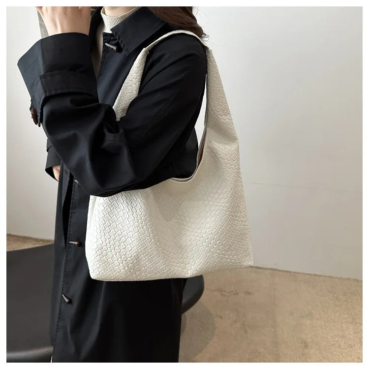 Flora Women Vintage Braided